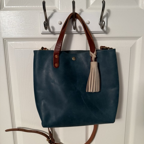 KMM & Co. MINI TOTE BAG ATLANTIC BLUE LEATHER CROSSBODY SHOULDER BAG TASSEL EUC - Picture 15 of 16